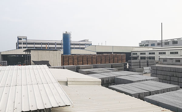 空心隔墻板
